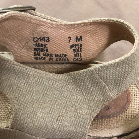 Shoes 👞 - Picture 2 of 2